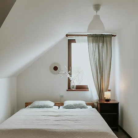 Velegi Kaland Tanya * Nagyveleg