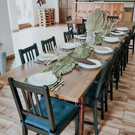 Velegi Kaland Tanya *