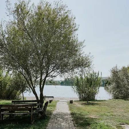 Velegi Kaland Tanya Appartement *